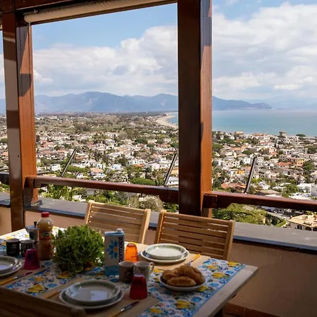 Apartment Casa Di Ulisse Vista Mare-free Parking-wi-fi