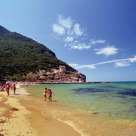 Casa Di Ulisse Vista Mare-free Parking-wi-fi Apartment